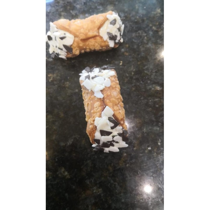 CANNOLI con crema spalmabile al cioccolato bianco VASS KG1